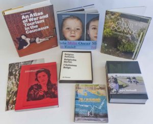 Decoratieve foto van boeken genomineerd voor de prijs Photodoc
